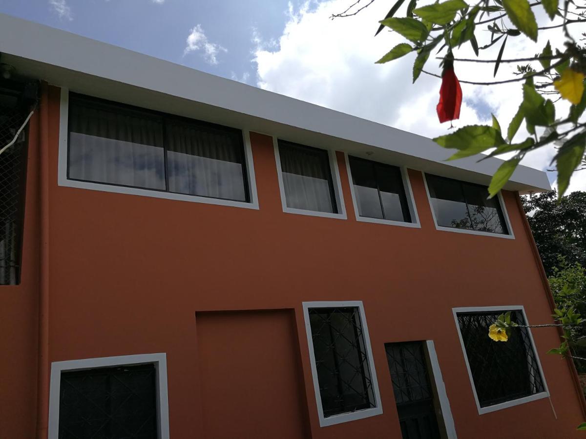Chapelet Hostal Табабела Экстерьер фото