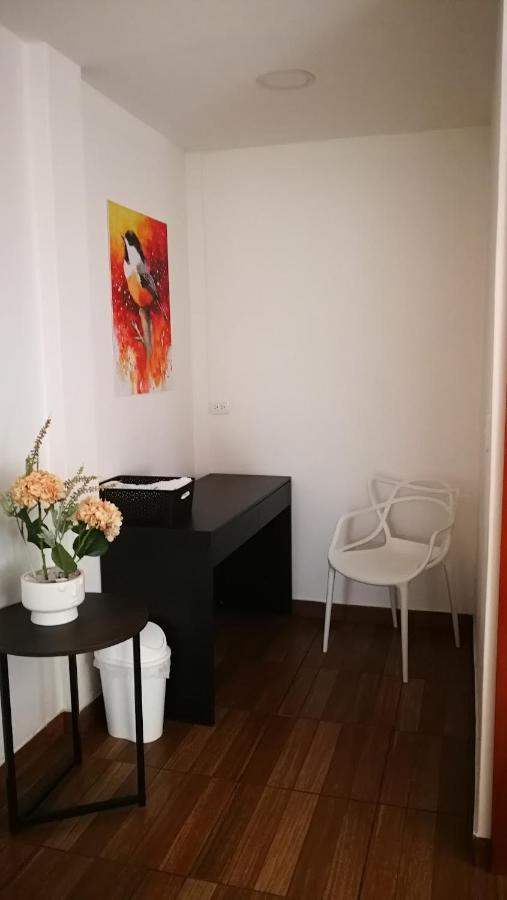 Chapelet Hostal Табабела Экстерьер фото