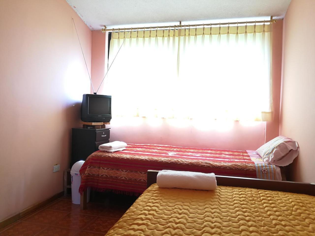 Chapelet Hostal Табабела Экстерьер фото